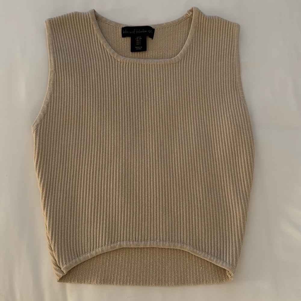 House of Harlow Beige Sleeveless Cropped Knit Top